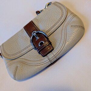 Coach Handbag Wristlet Off-white Leather